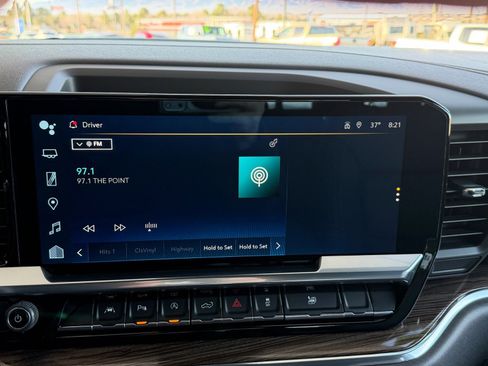 Used 2023 Chevrolet Silverado 1500 RST w/ Convenience Package II image 10