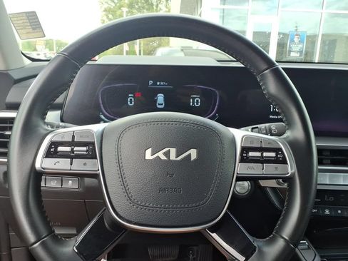 Used 2025 Kia Telluride S AWD/4WD image 8