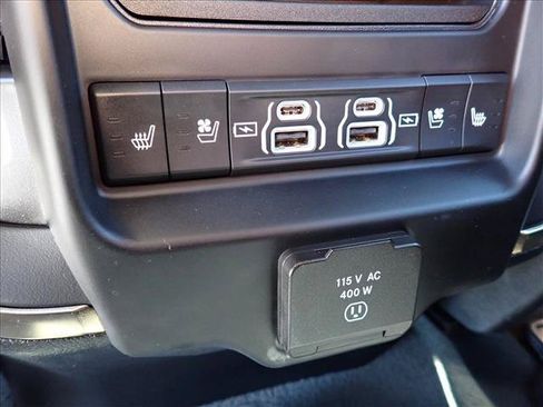 Used 2024 RAM 1500 Limited AWD/4WD image 11
