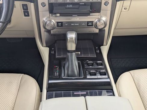 Used 2020 Lexus GX 460 Luxury image 19