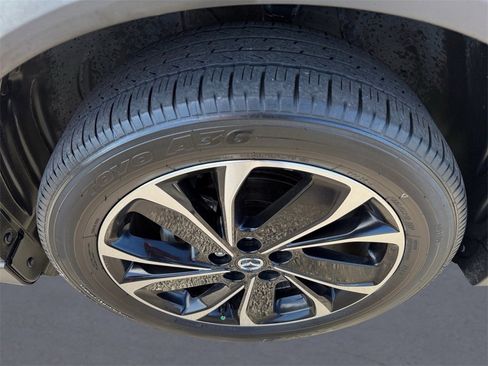 Used 2023 MAZDA CX-5 AWD 2.5 S w/ Premium Package image 8