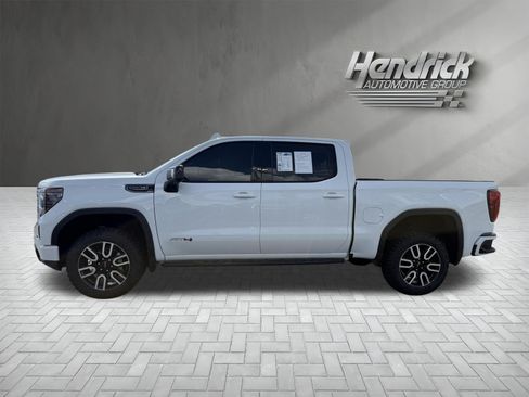 Used 2024 GMC Sierra 1500 AT4 w/ Technology Package AWD/4WD image 7