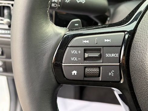 Used 2024 Honda Civic Sport image 16