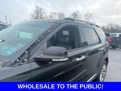 Used 2014 Ford Explorer XLT w/ Equipment Group 202A image 4