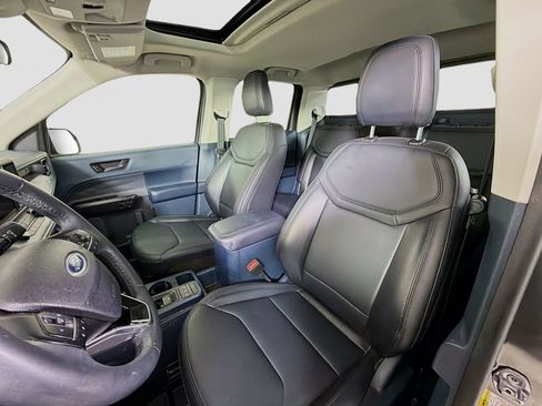 Used 2023 Ford Maverick Lariat w/ Black Appearance Package FWD image 14