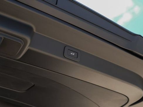 New 2026 Land Rover Range Rover Sport SE AWD/4WD image 61