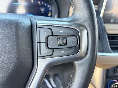 Used 2024 Chevrolet Suburban Premier RWD image 10