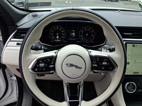Used 2026 Jaguar F-PACE R-Dynamic S AWD/4WD image 20