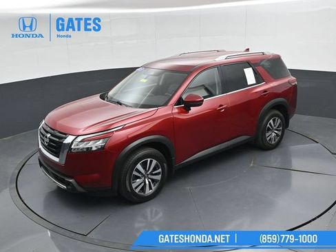 Used 2023 Nissan Pathfinder SL AWD/4WD image 52