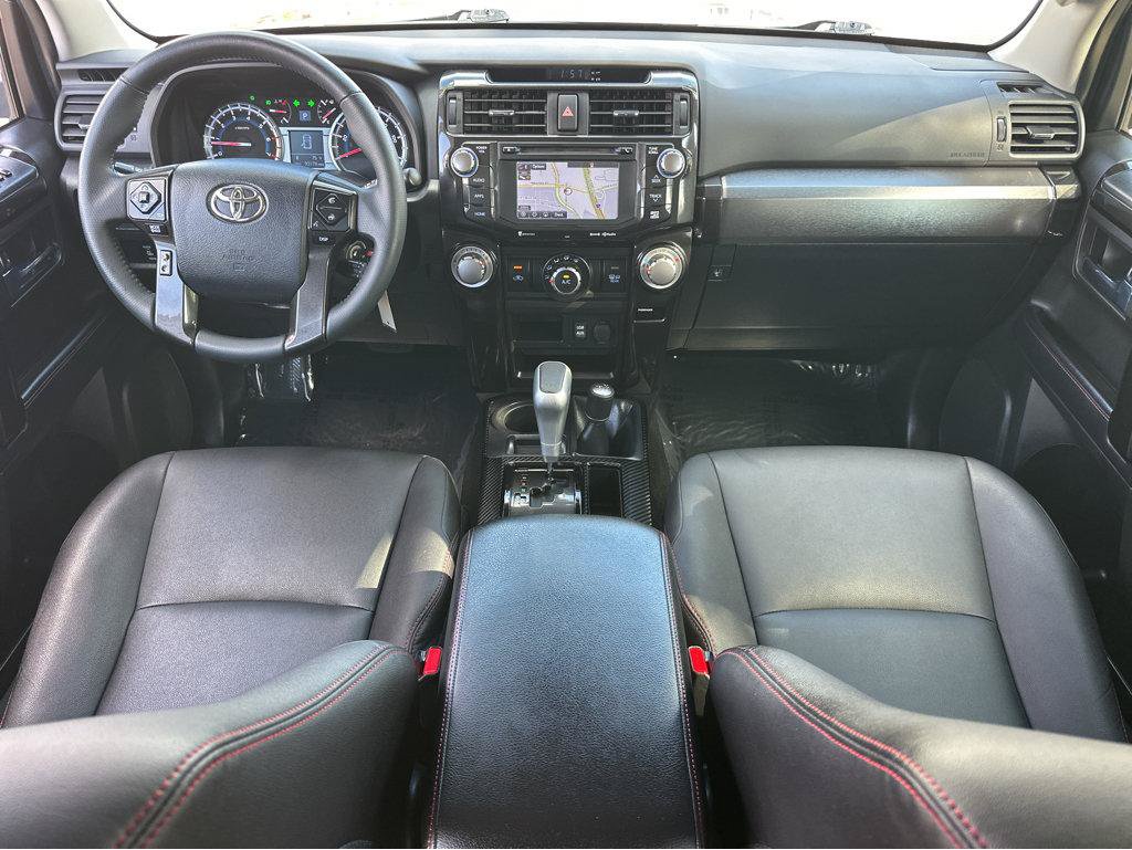Used 2018 Toyota 4Runner TRD Off-Road Premium AWD/4WD image 4