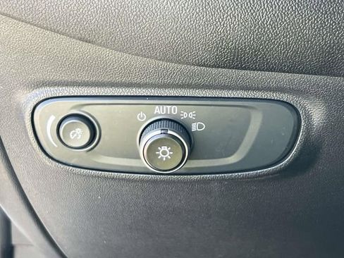 Used 2023 Chevrolet Equinox LS w/ Driver Confidence II Package image 20