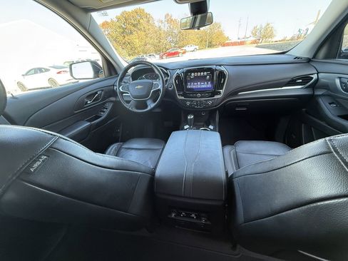 Used 2018 Chevrolet Traverse Premier image 10