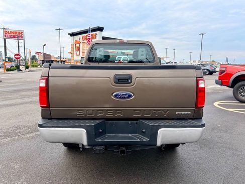 Used 2015 Ford F250 XL w/ Power Equipment Group AWD/4WD image 5