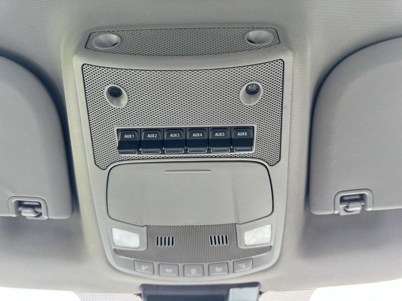 Used 2020 Ford F550 2WD Regular Cab Super Duty image 26