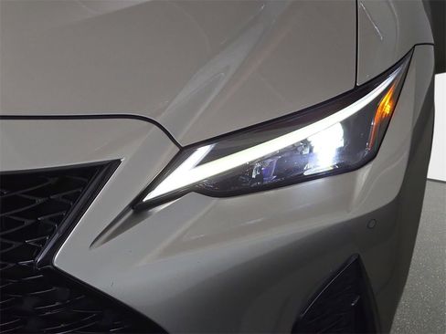 Used 2021 Lexus IS 350 F Sport image 30