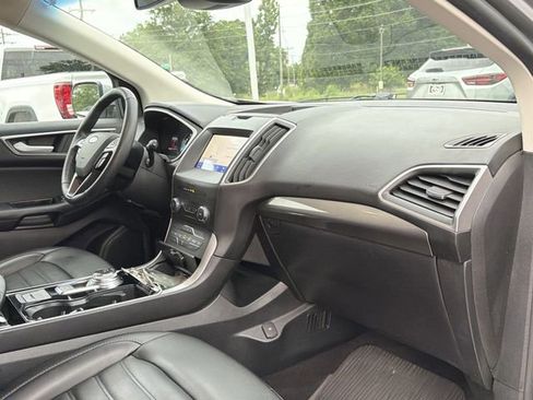 Used 2020 Ford Edge SEL w/ Convenience Package FWD image 21