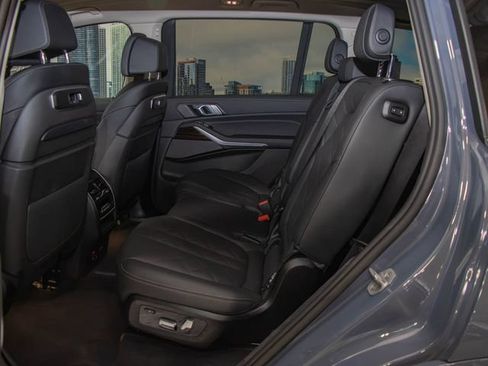 Used 2026 BMW X7 xDrive40i AWD/4WD image 21