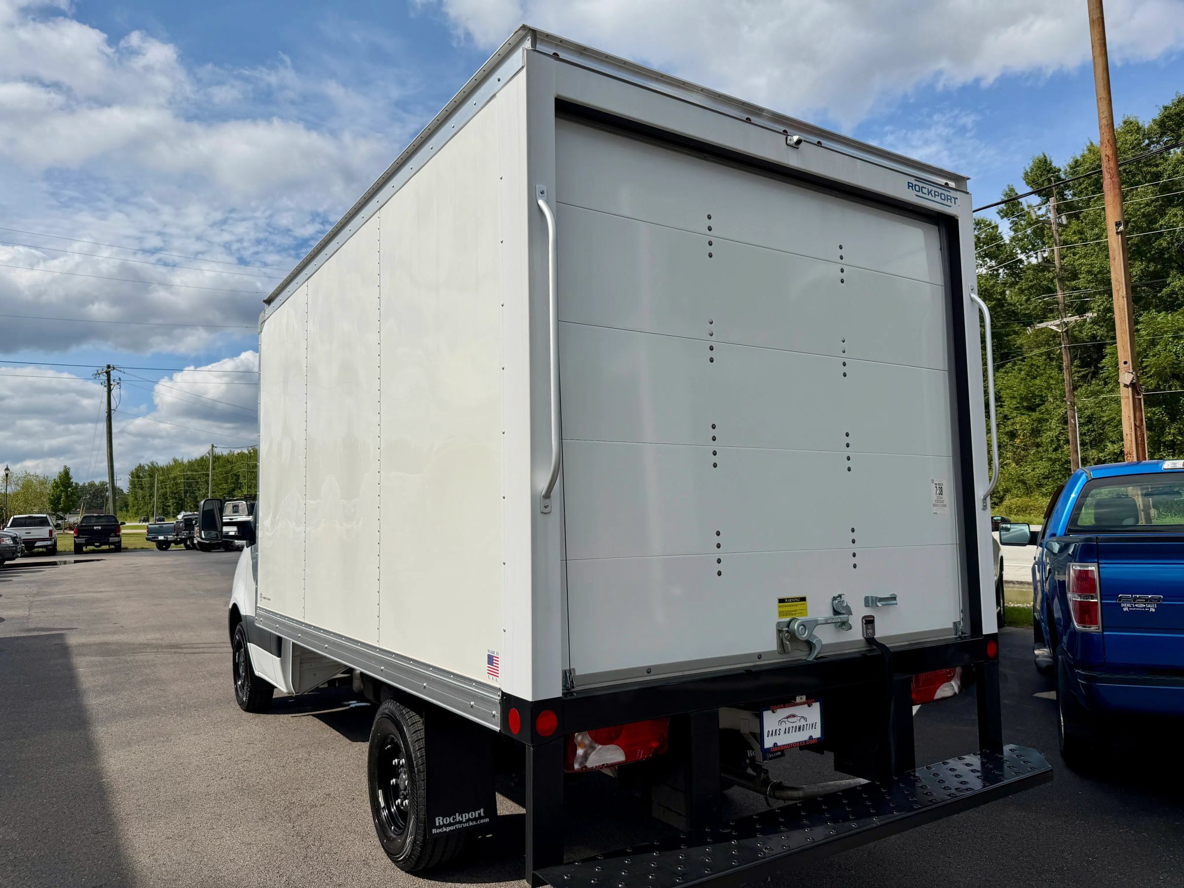 Used 2024 Mercedes-Benz Sprinter 3500 w/ Acoustic Package image 5