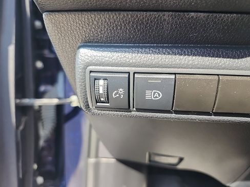 Used 2020 Toyota Corolla XSE image 9