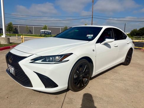 Used 2024 Lexus ES 350 F Sport w/ Accessory Package (Z2) FWD image 7