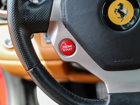 Used 2010 Ferrari California image 29