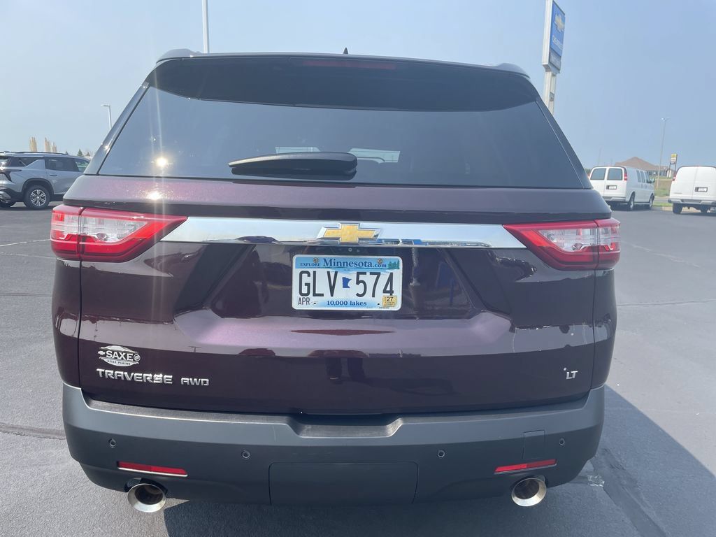 Used 2018 Chevrolet Traverse LT w/ LPO, Cargo Package AWD/4WD image 4