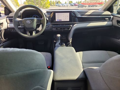 Certified 2025 Toyota Camry LE image 14