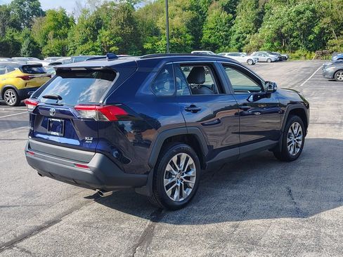 Used 2022 Toyota RAV4 XLE Premium AWD/4WD image 11