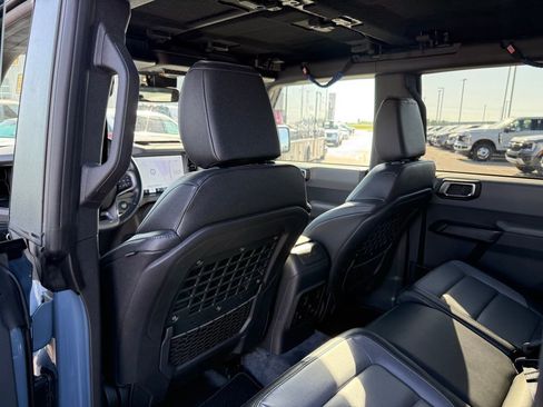 Used 2024 Ford Bronco Everglades image 8