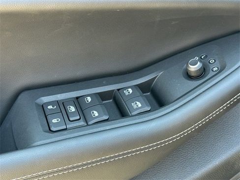 New 2025 Jeep Grand Cherokee Limited w/ Luxury Tech Group II image 22