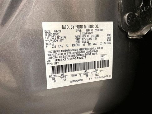Used 2023 Ford Explorer XLT w/ Equipment Group 202A AWD/4WD image 37