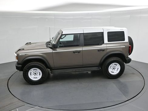 Certified 2026 Ford Bronco Heritage Edition AWD/4WD image 42