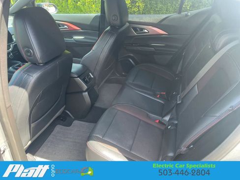 Used 2024 Chevrolet Equinox EV RS FWD image 44