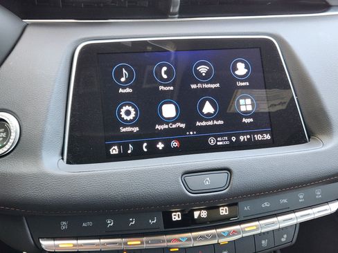 Certified 2023 Cadillac XT4 Sport FWD image 7