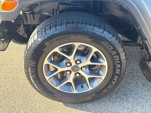 Used 2024 Jeep Wrangler Sport S AWD/4WD image 37