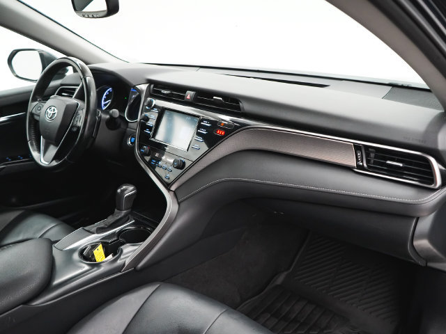Used 2020 Toyota Camry SE w/ Convenience Package FWD image 41