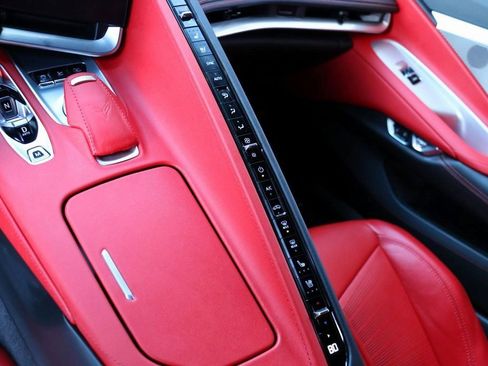 Used 2022 Chevrolet Corvette Stingray Preferred Cpe w/ Z51 Performance Package image 23