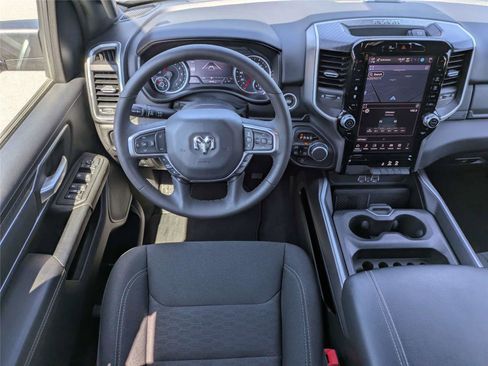 Certified 2025 RAM 1500 Big Horn AWD/4WD image 18