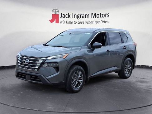 Certified 2026 Nissan Rogue S FWD image 1