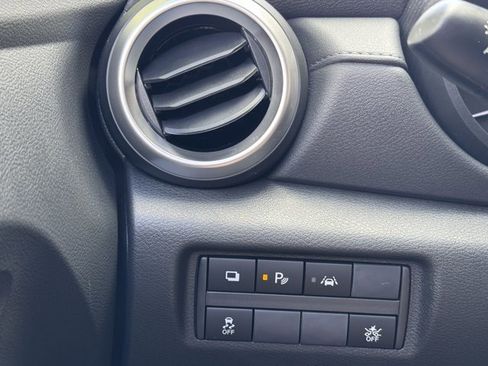 New 2025 Nissan Versa S w/ Trunk Package image 32