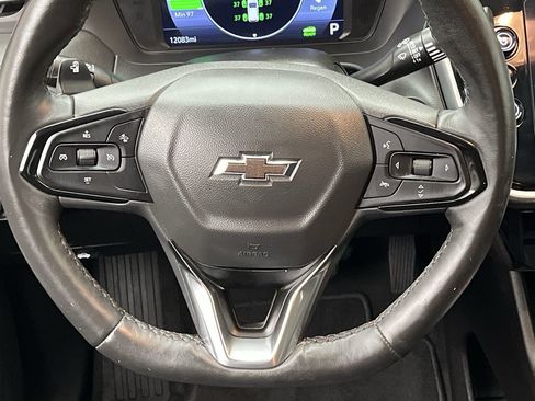 Certified 2023 Chevrolet Bolt EUV LT w/ Comfort Package FWD image 13