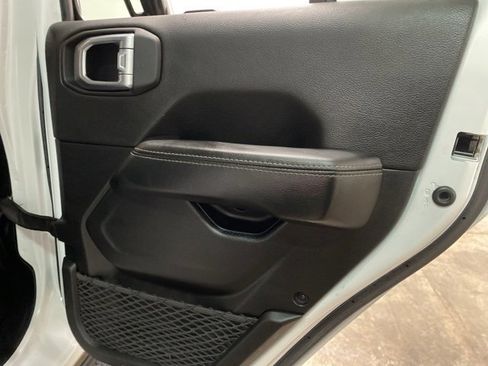 Used 2021 Jeep Wrangler Unlimited Sahara w/ Cold Weather Group image 75