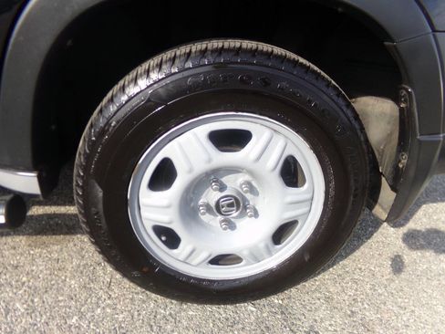 Used 2005 Honda CR-V LX image 14