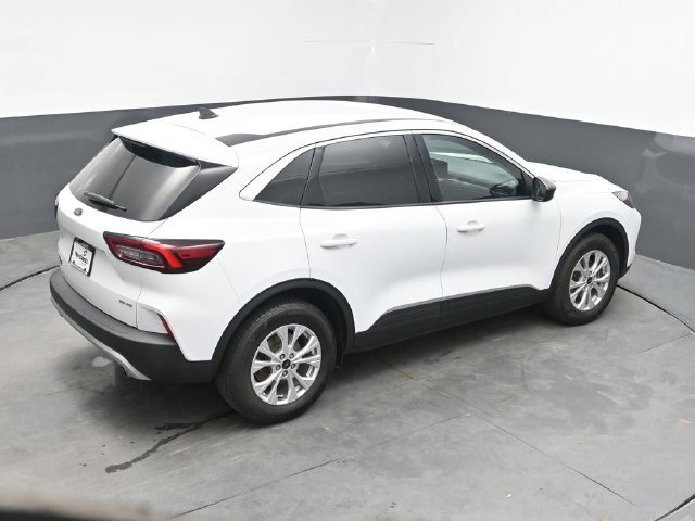 Used 2023 Ford Escape Active AWD/4WD image 38