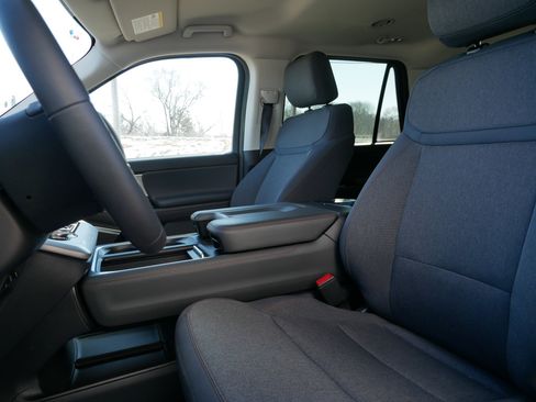 New 2025 Ford Expedition Max Active image 5