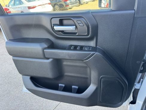 Used 2021 GMC Sierra 2500 4x4 Crew Cab w/ Convenience Package image 19