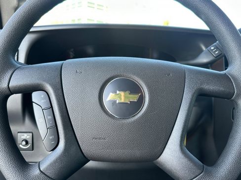New 2025 Chevrolet Express 3500 w/ Power Convenience Package image 32