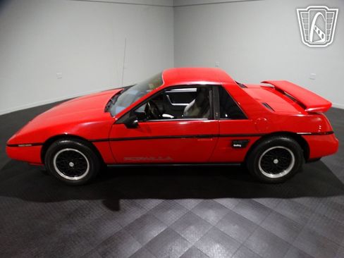 Used 1988 Pontiac Fiero image 8