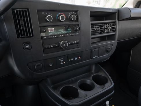 Used 2024 Chevrolet Express 3500 w/ Power Convenience Package RWD image 26