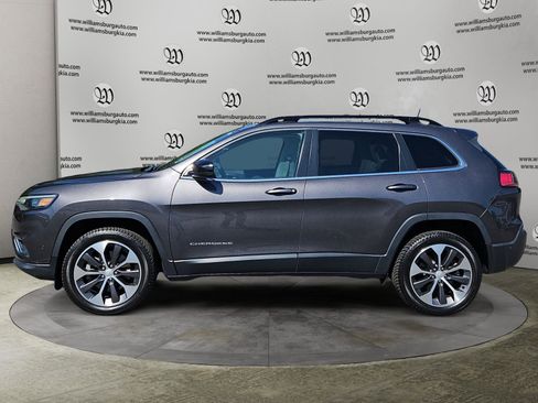 Used 2022 Jeep Cherokee Limited w/ Elite Package AWD/4WD image 2